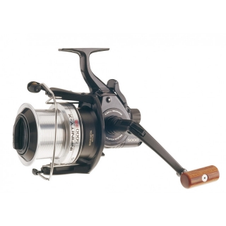 Naviják DAIWA INFINITY X BRA 5500